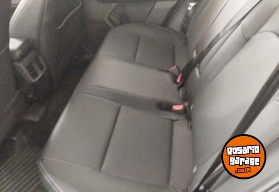 Autos - Toyota YARIS CROSS SEG H�BRIDA 2026 Electrico / Hibrido 0Km - En Venta