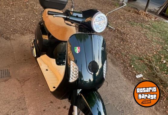 Motos - Motomel Strato 150cc 2024 Nafta 3300Km - En Venta