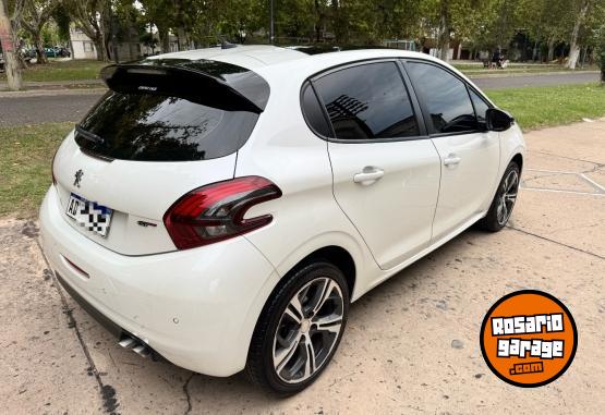 Autos - Peugeot 208 2018 Nafta 76000Km - En Venta