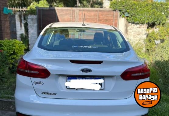 Autos - Ford Focus con ba�l. 2020 Nafta 160000Km - En Venta