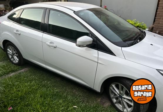 Autos - Ford Focus con ba�l. 2020 Nafta 160000Km - En Venta