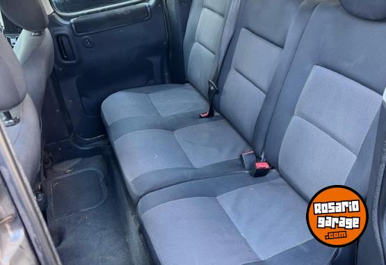 Utilitarios - Peugeot Partner Patagonica 1.6 2010 Diesel 170000Km - En Venta