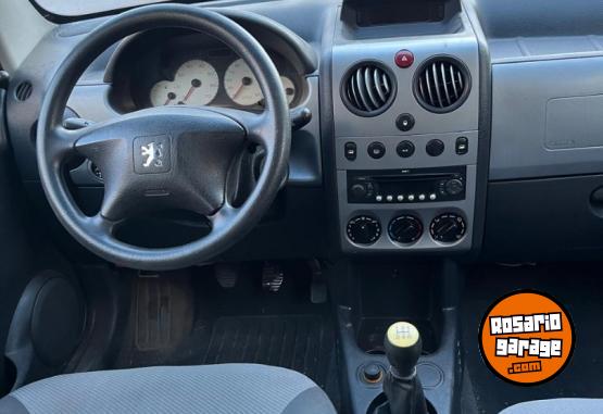 Utilitarios - Peugeot Partner Patagonica 1.6 2010 Diesel 170000Km - En Venta