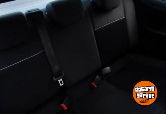 Camionetas - Volkswagen Saveiro 2023 Nafta 170000Km - En Venta