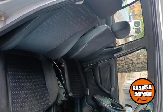 Autos - Volkswagen Gol .16 GNC 2005 GNC 270000Km - En Venta