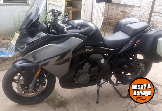 Motos - CF GT 650 2024 Nafta 6000Km - En Venta
