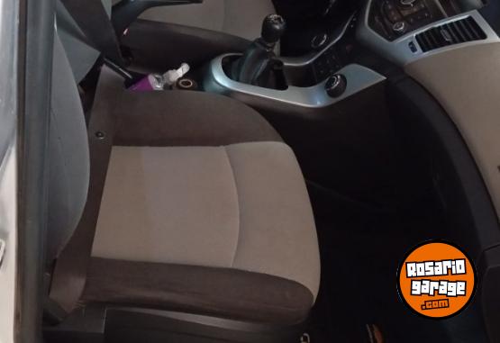 Autos - Chevrolet Cruze lt 1.8 2012 Nafta 130000Km - En Venta