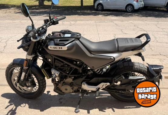 Motos - Husqvarna Svartpilen 401 2021 Nafta 4500Km - En Venta