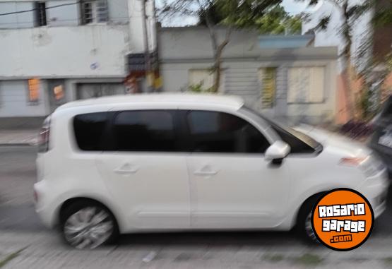 Autos - Citroen C3 picasso 2014 GNC 200000Km - En Venta
