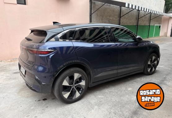 Autos - Renault Megane E-Tech 2024 Electrico / Hibrido 7600Km - En Venta