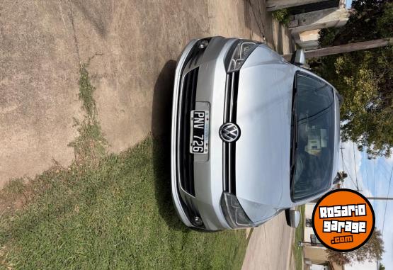 Autos - Volkswagen Suran 2016 Nafta 95000Km - En Venta