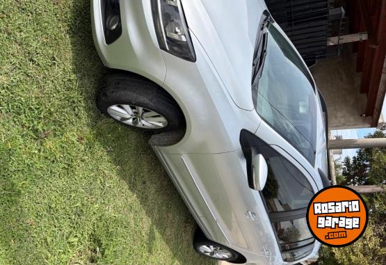 Autos - Volkswagen Suran 2016 Nafta 95000Km - En Venta