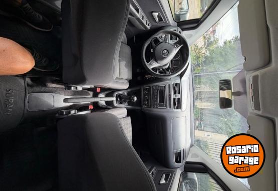 Autos - Volkswagen Suran 2016 Nafta 95000Km - En Venta