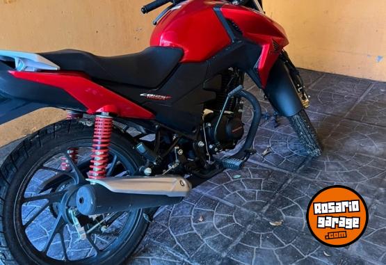 Motos - Honda Cb twister 2025 Nafta 600Km - En Venta