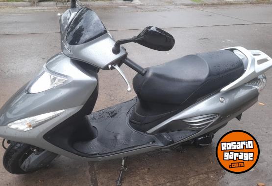 Motos - Honda Elite 125 CC 2012 Nafta 7600Km - En Venta
