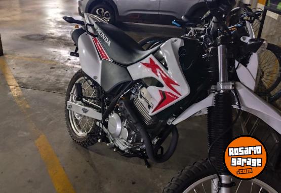 Motos - Honda 250 2024 Nafta 6500Km - En Venta