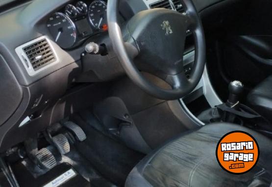 Autos - Peugeot 307 2010 Nafta 157000Km - En Venta