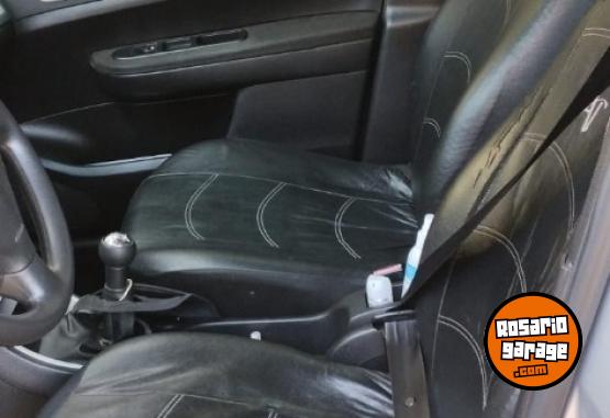 Autos - Peugeot 307 2010 Nafta 157000Km - En Venta