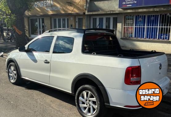Utilitarios - Volkswagen Saveiro 2021 Nafta 145000Km - En Venta