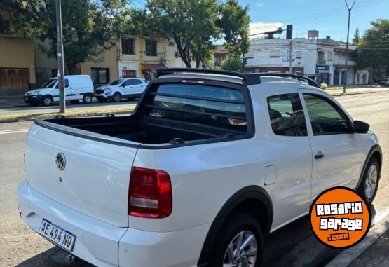 Utilitarios - Volkswagen Saveiro 2021 Nafta 145000Km - En Venta