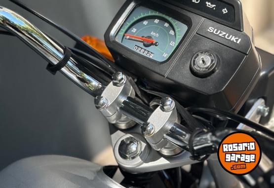 Motos - Suzuki Ax 100 2024 Nafta 2900Km - En Venta