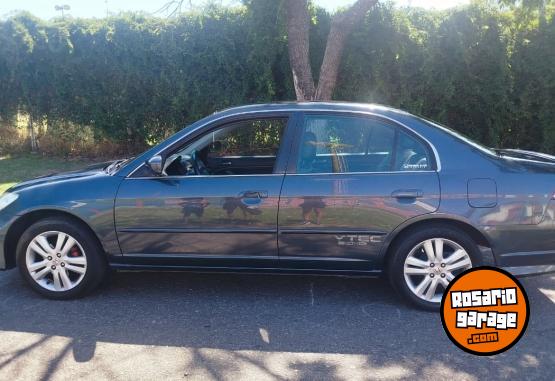 Autos - Honda CIVIC 2005 Nafta 221000Km - En Venta