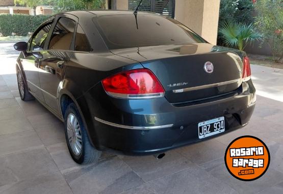 Autos - Fiat Linea 2010 GNC 240000Km - En Venta
