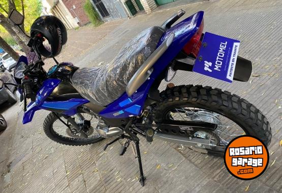 Motos - Motomel Skua 150 cc. 2024 Nafta 9200Km - En Venta