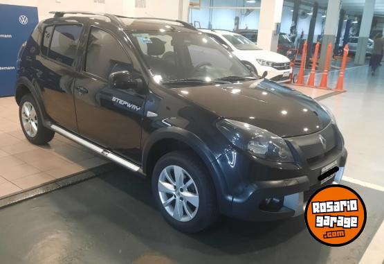 Autos - Renault SANDERO STEPWAY PRIVILEGE 2013 Nafta 107000Km - En Venta