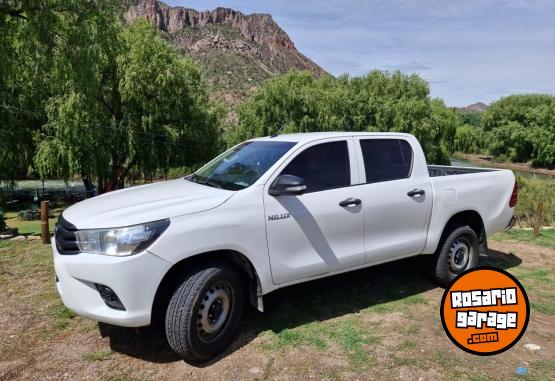 Camionetas - Toyota Hilux 2017 Diesel 196000Km - En Venta