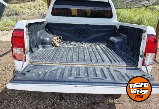 Camionetas - Toyota Hilux 2017 Diesel 196000Km - En Venta
