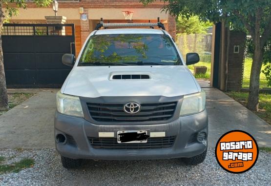 Camionetas - Toyota Hilux 2014 Diesel 230000Km - En Venta