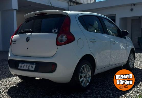 Autos - Fiat PALIO ATTRACTIVE 1.4 5P 2014 Nafta 122000Km - En Venta