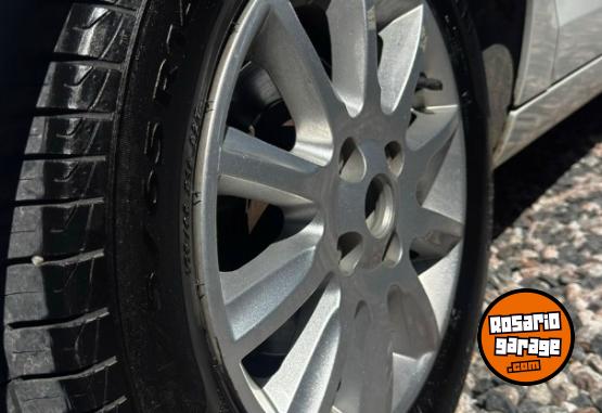 Autos - Fiat PALIO ATTRACTIVE 1.4 5P 2014 Nafta 122000Km - En Venta