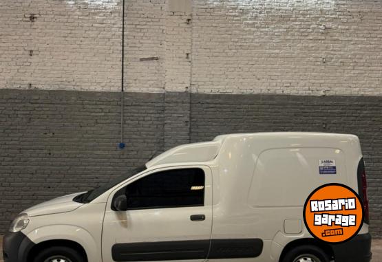 Utilitarios - Fiat Fiorino c/ equipo frio 2015 Nafta 145000Km - En Venta