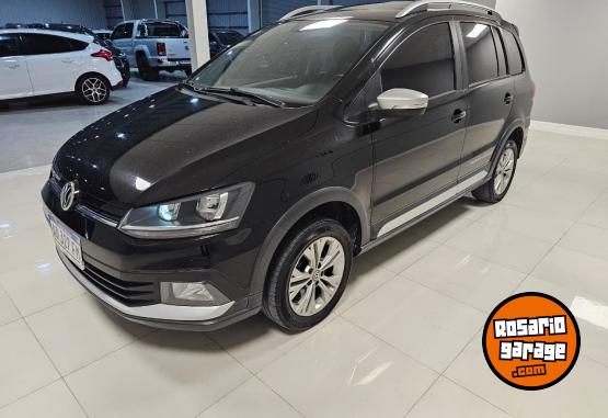 Autos - Volkswagen Suran cross 2019 Nafta 115000Km - En Venta