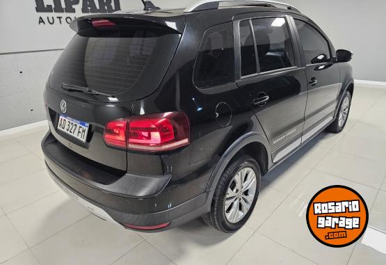 Autos - Volkswagen Suran cross 2019 Nafta 115000Km - En Venta