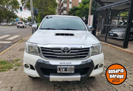 Camionetas - Toyota Hilux srv 3.0 pack 4x2 2012 Diesel 233000Km - En Venta