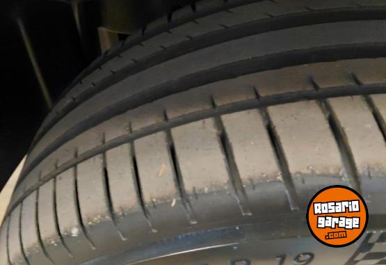 Camionetas - Volkswagen Amarok V6 HIGHLINE 2020 Diesel 95000Km - En Venta