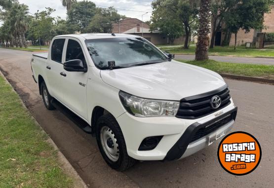 Camionetas - Toyota Hilux 2020 Diesel 230000Km - En Venta