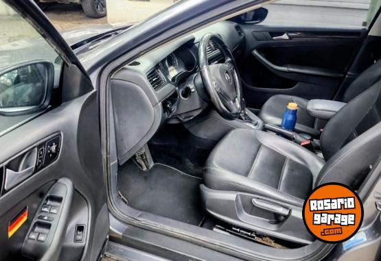 Autos - Volkswagen Vento 2.5 tiptronic 2014 Nafta 230000Km - En Venta