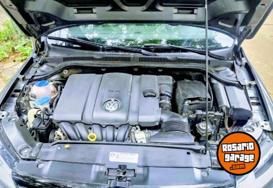 Autos - Volkswagen Vento 2.5 tiptronic 2014 Nafta 230000Km - En Venta