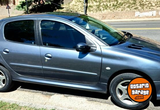 Autos - Peugeot 206 xt 2008 Nafta 151489Km - En Venta