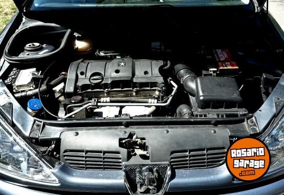 Autos - Peugeot 206 xt 2008 Nafta 151489Km - En Venta