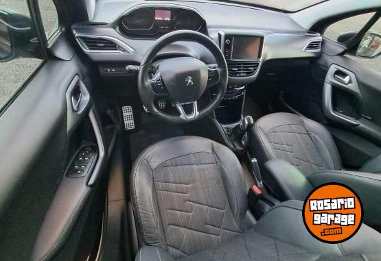 Autos - Peugeot 208 2014 Nafta 72500Km - En Venta
