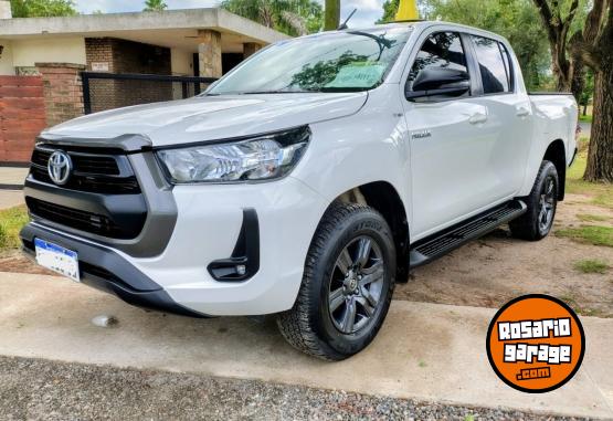 Camionetas - Toyota Hilux 2022 Diesel 46000Km - En Venta