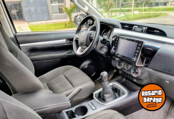 Camionetas - Toyota Hilux 2022 Diesel 46000Km - En Venta