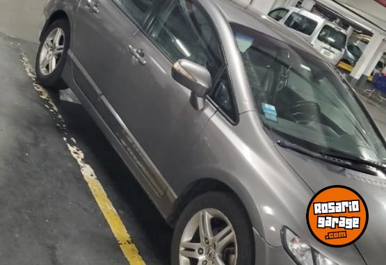 Autos - Honda Civic 2010 Nafta 198000Km - En Venta