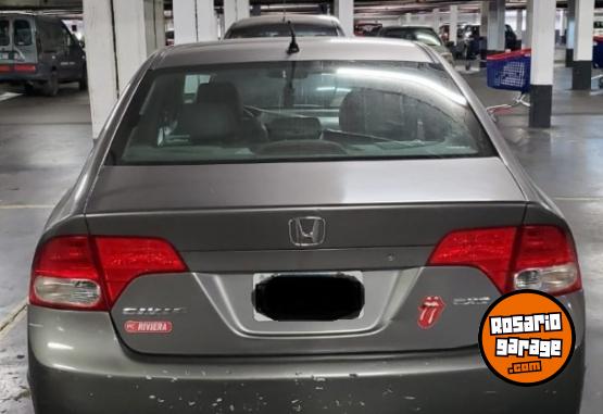 Autos - Honda Civic 2010 Nafta 198000Km - En Venta