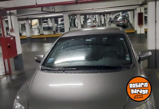 Autos - Honda Civic 2010 Nafta 198000Km - En Venta